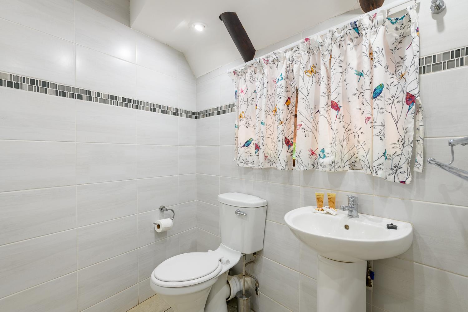 Country Rose Hotel Hluhluwe Bagian luar foto