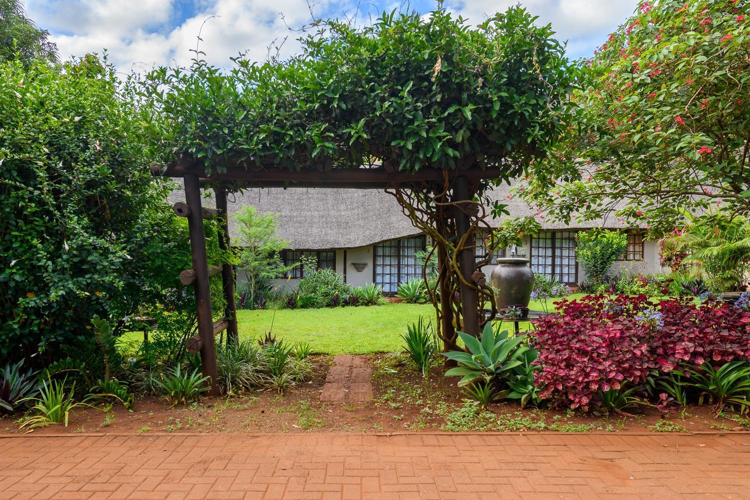 Country Rose Hotel Hluhluwe Bagian luar foto