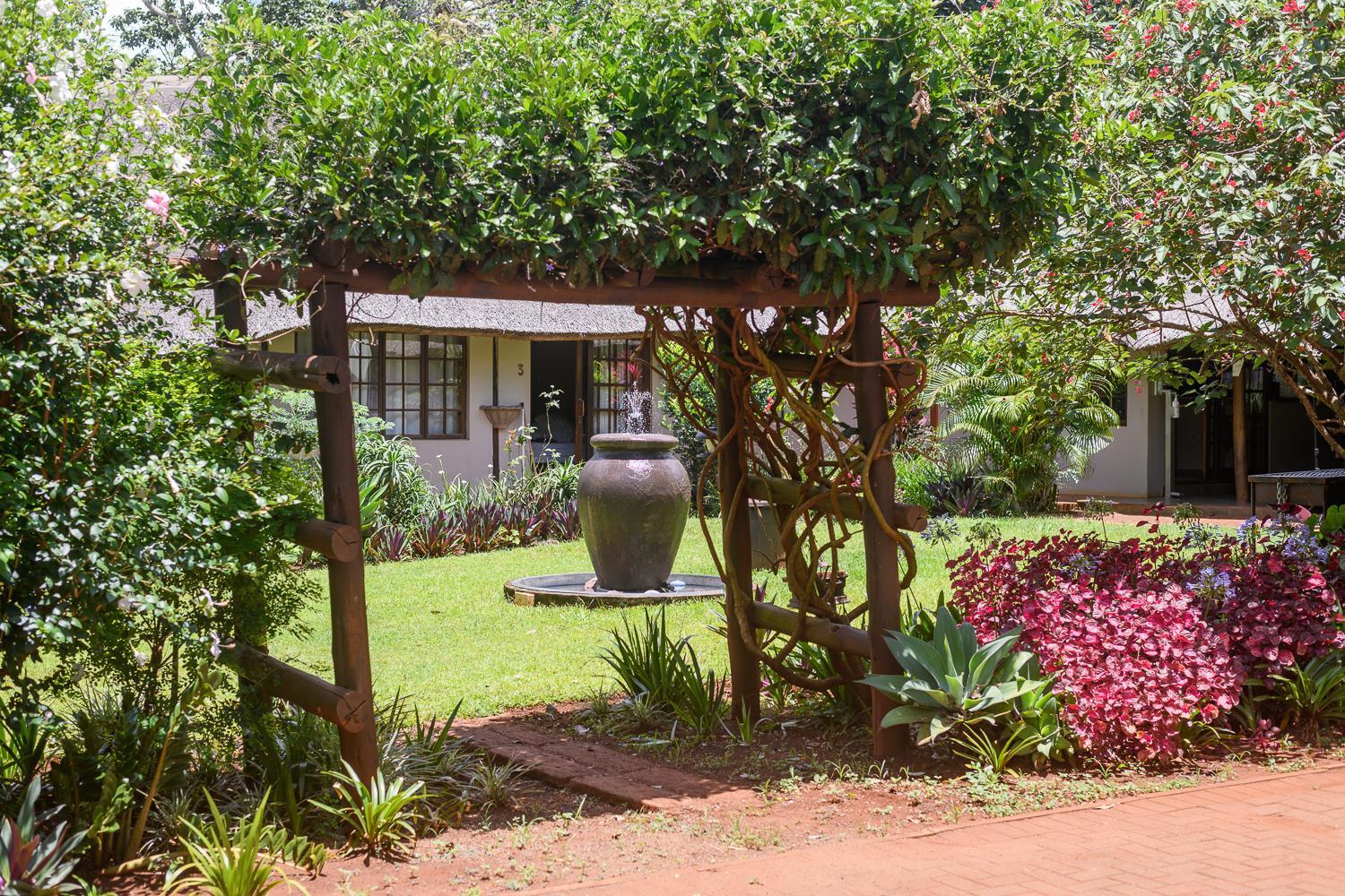 Country Rose Hotel Hluhluwe Bagian luar foto