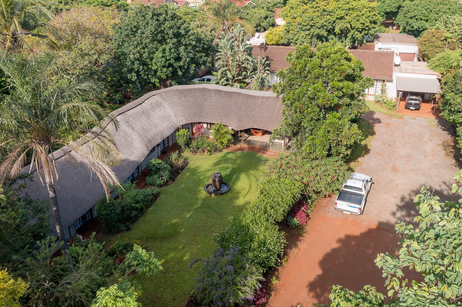 Country Rose Hotel Hluhluwe Bagian luar foto